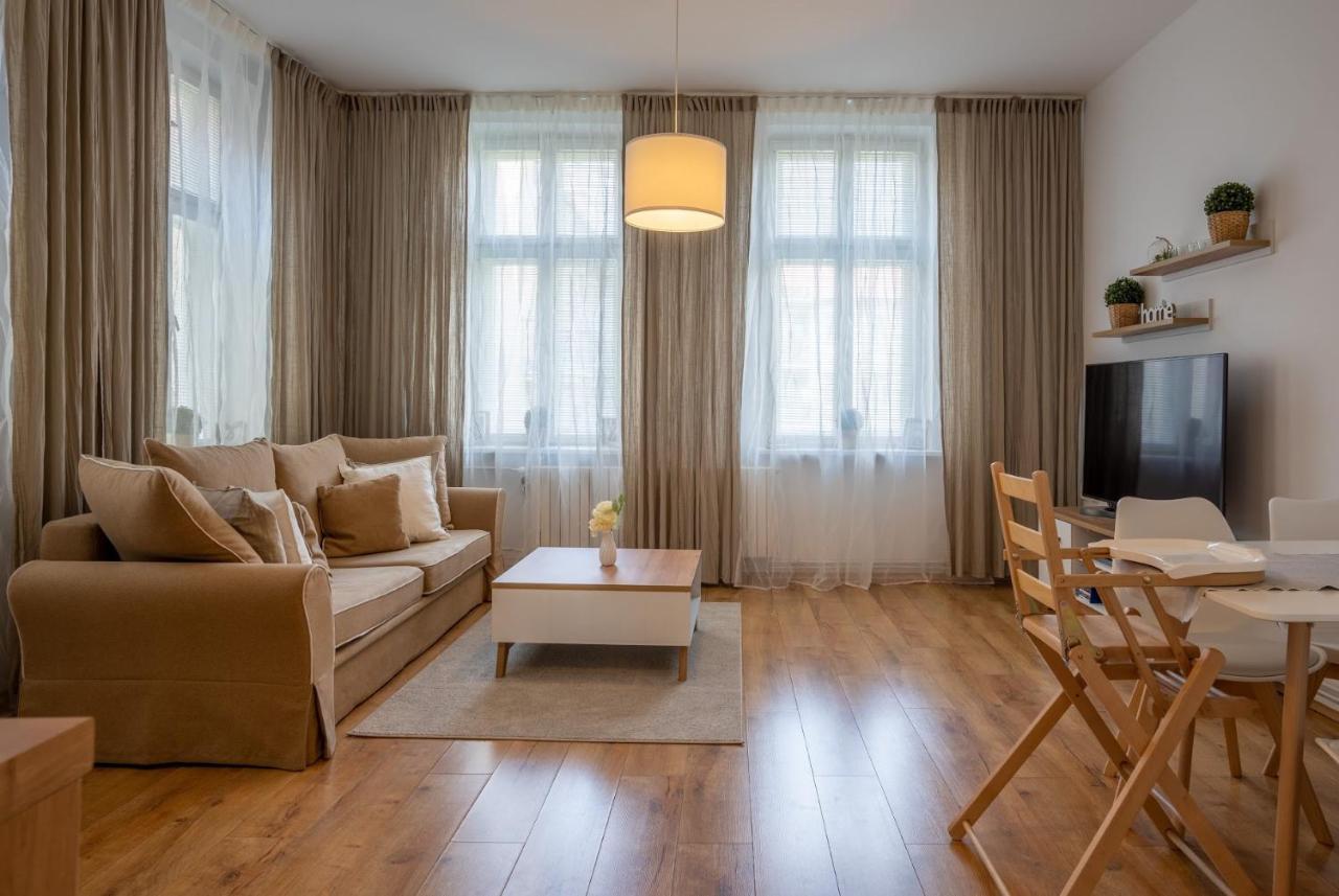 Family Apartment Ostrava Esterno foto