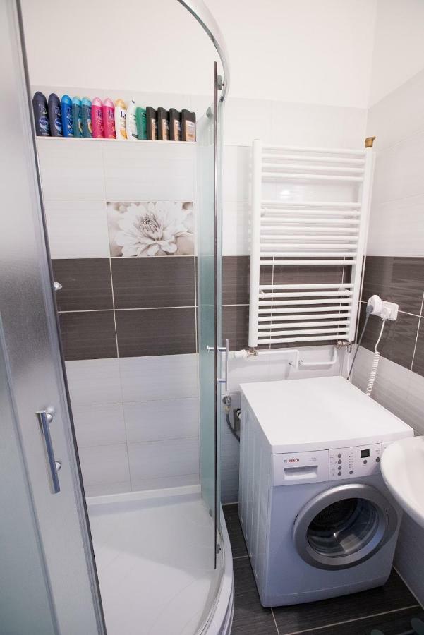 Family Apartment Ostrava Esterno foto