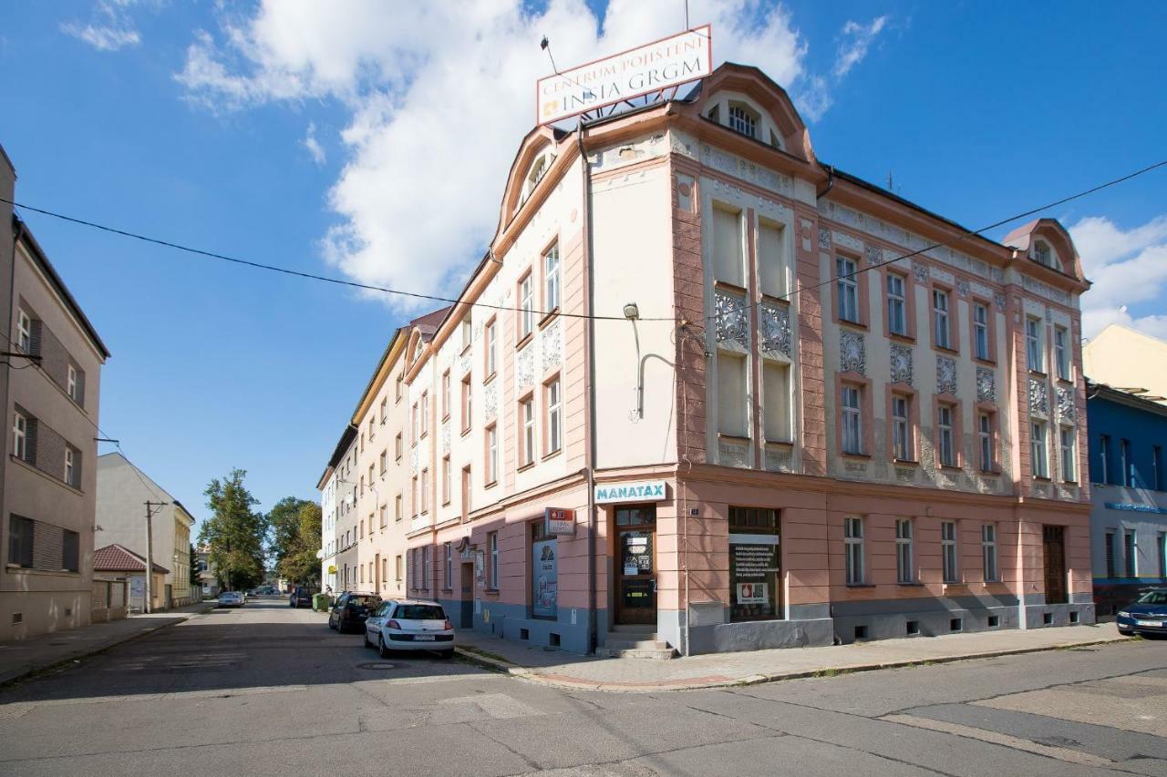 Family Apartment Ostrava Esterno foto